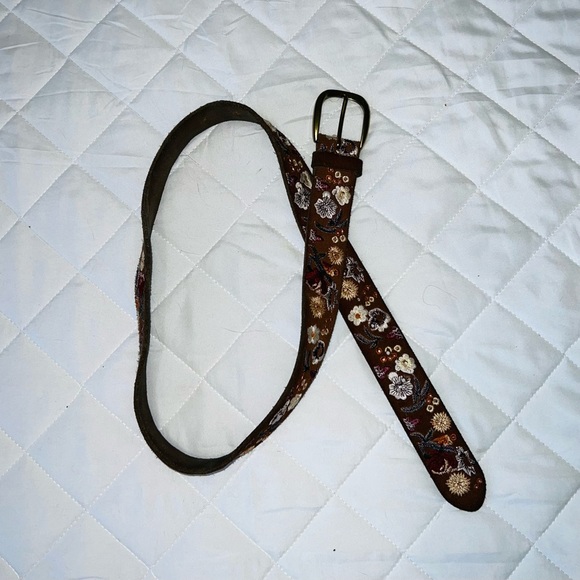 Embroidered Belt - Picture 3 of 4